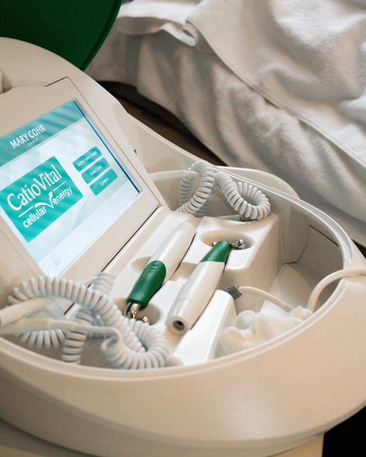 Appareil d'épilation laser LEMPDES